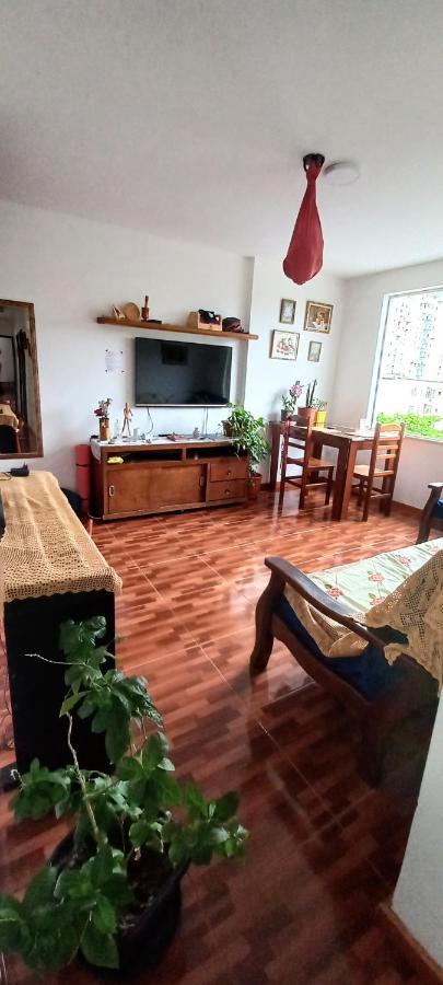 Quarto Individual Na Ary Parreiras ニテロイ エクステリア 写真